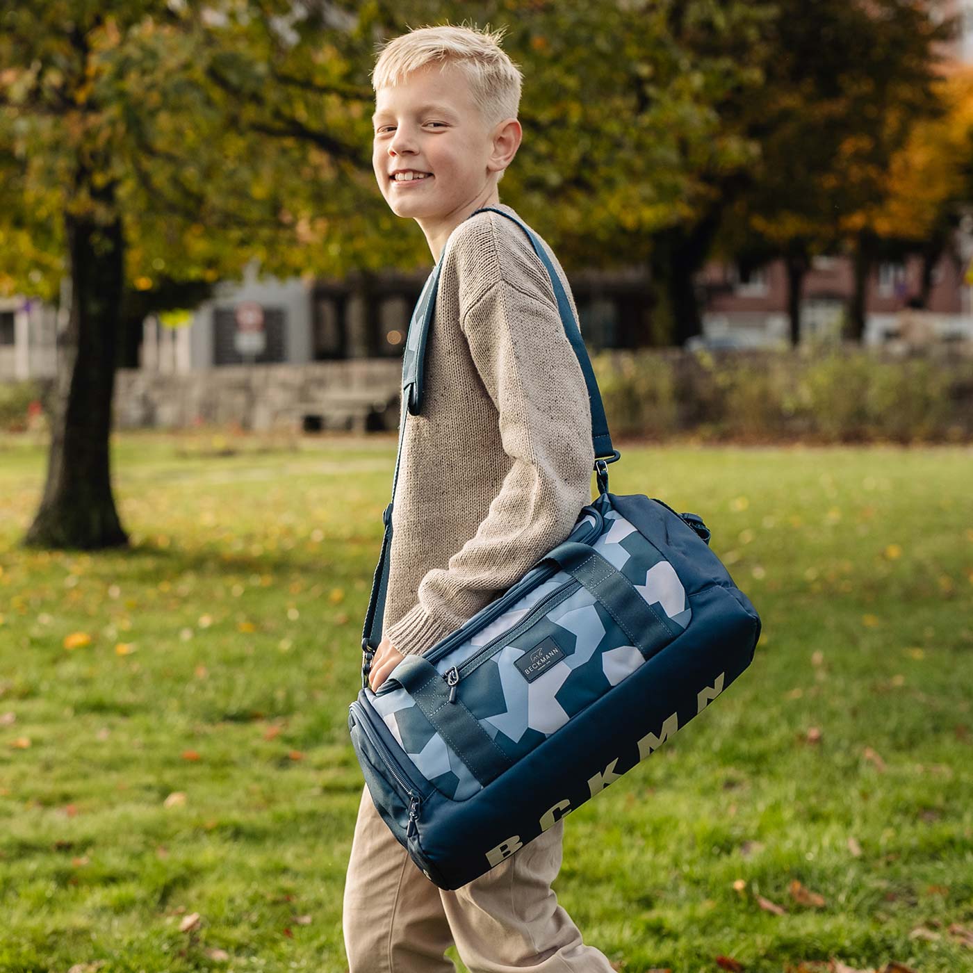 Blue camo duffle bag best sale